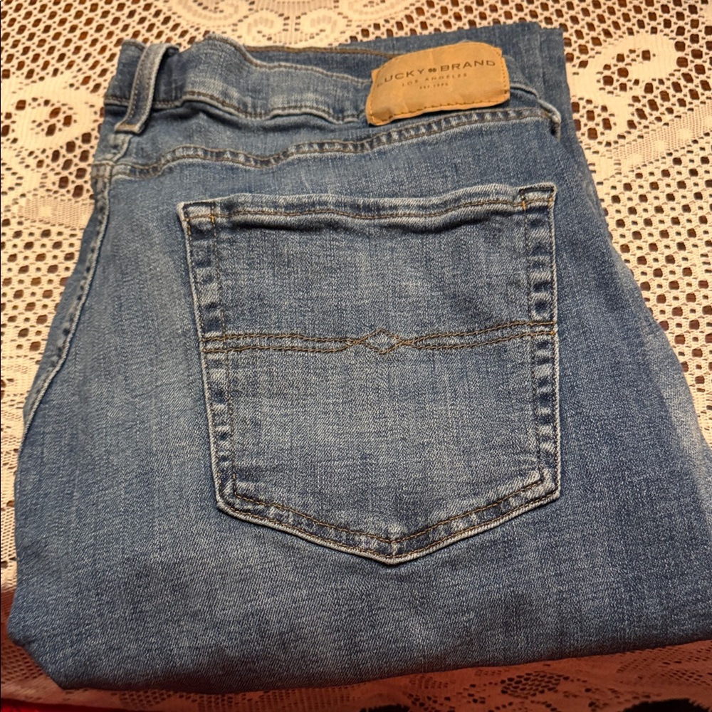 Lucky Brand Light Blue Denim Jeans